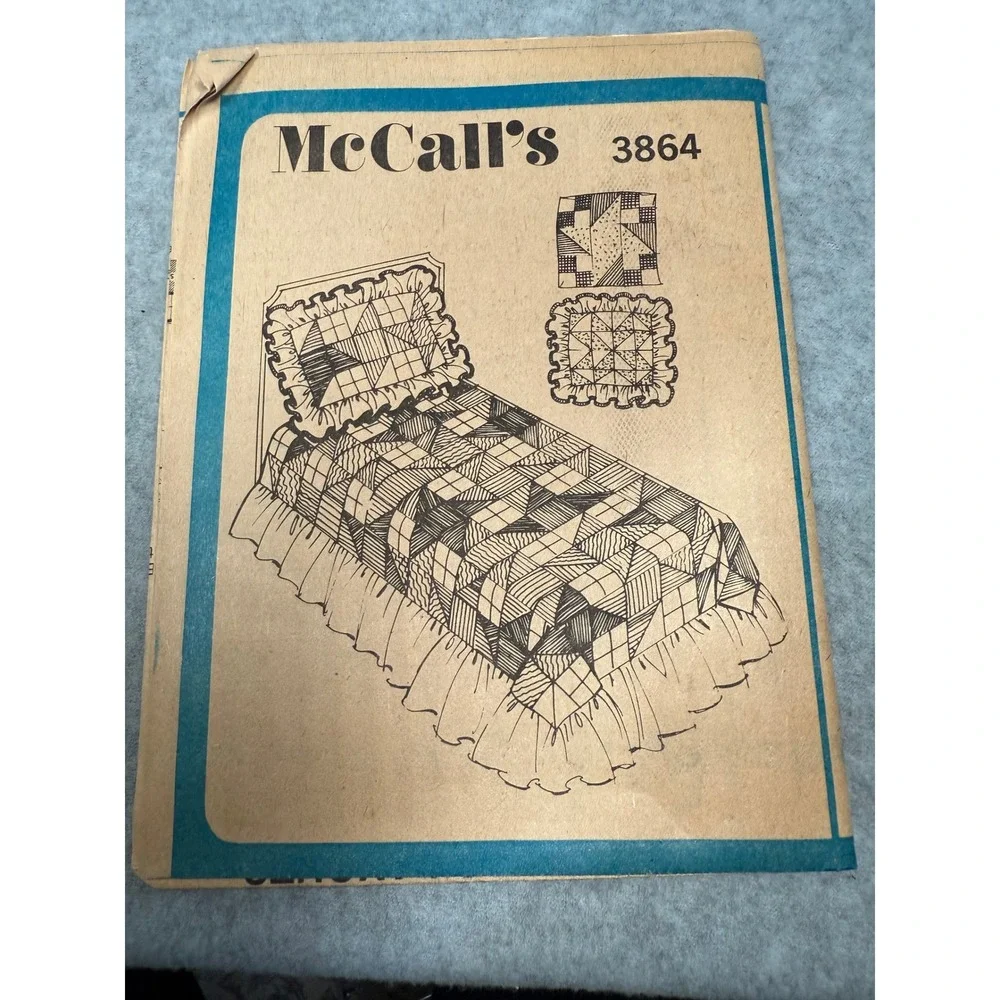 Vintage McCall's‎ 3864 Patchwork Bed Coverlet Pillow Pattern Uncut Pillows 70's